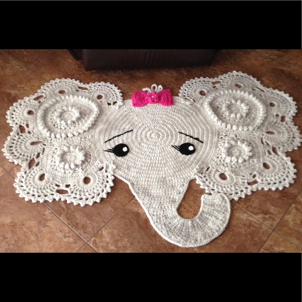 Crochet 🐘Elephant🐘 Rug - Picture 1 of 4